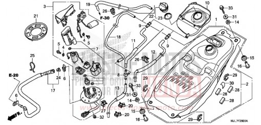SERBATOIO CARBURANTE/POMPA CARBURANTE NC750DE di 2014